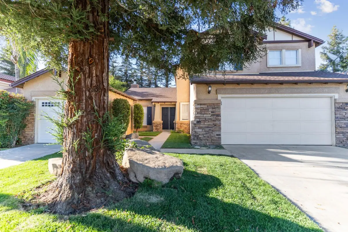 2624 E Houston Avenue, Fresno, CA 93720 - #1
