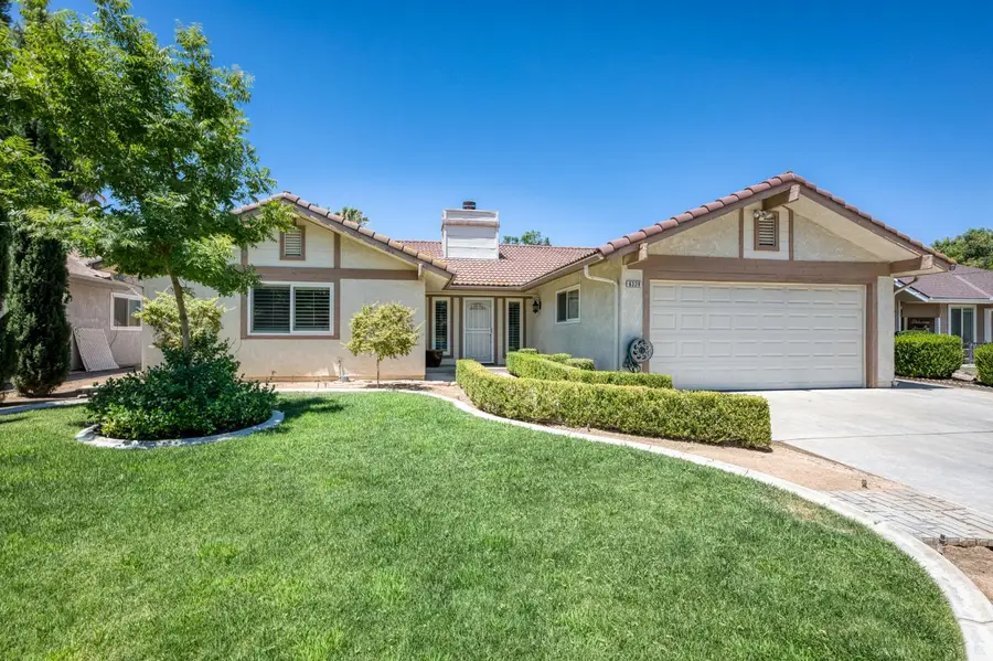 6329 N Gilroy Avenue, Fresno, CA 93722 - #3