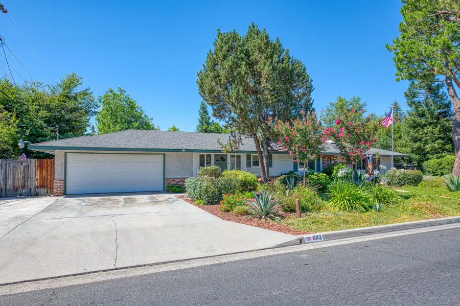 683 W Browning Avenue, Fresno, CA 93704 - #3