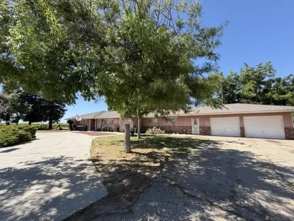 368 E Sumner Avenue, Fresno, CA 93725