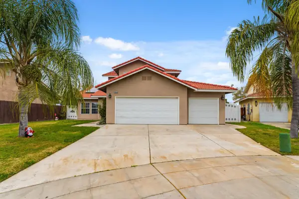 5028 W Robinson Avenue, Fresno, CA 93722
