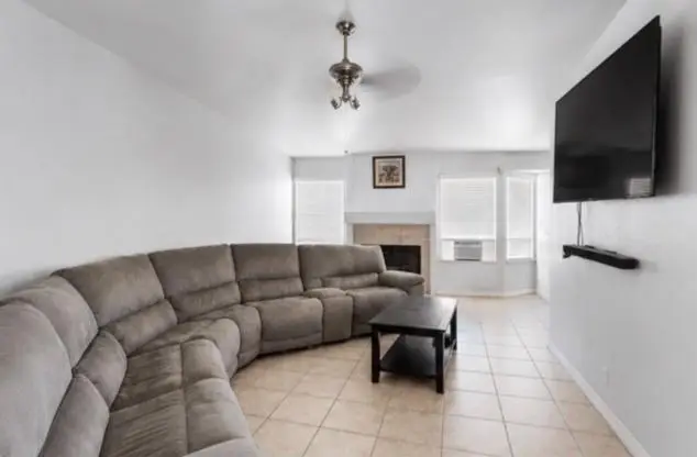 2596 Walnut Street, Selma, CA 93662 - #2