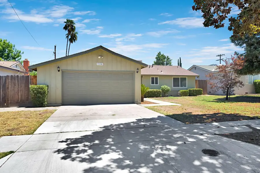 4326 N Gearhart Avenue, Fresno, CA 93726 - #2