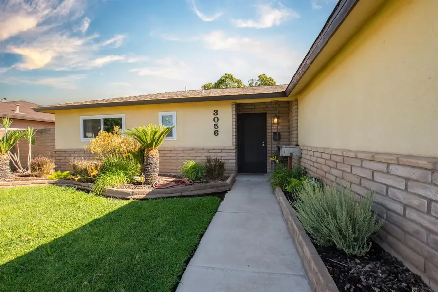 3056 W Acacia Avenue, Fresno, CA 93722 - #3