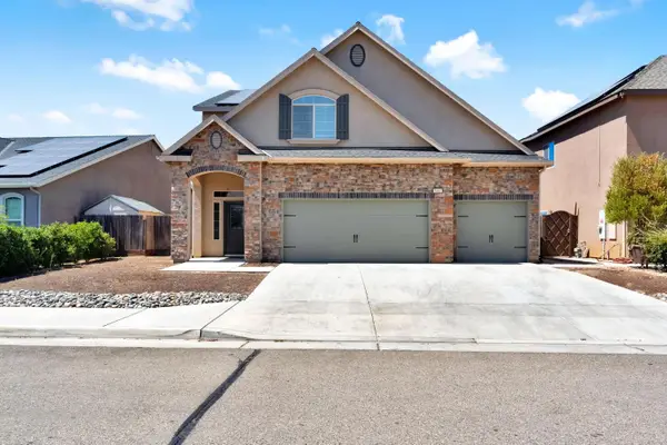 3885 Alamos Avenue, Clovis, CA 93619