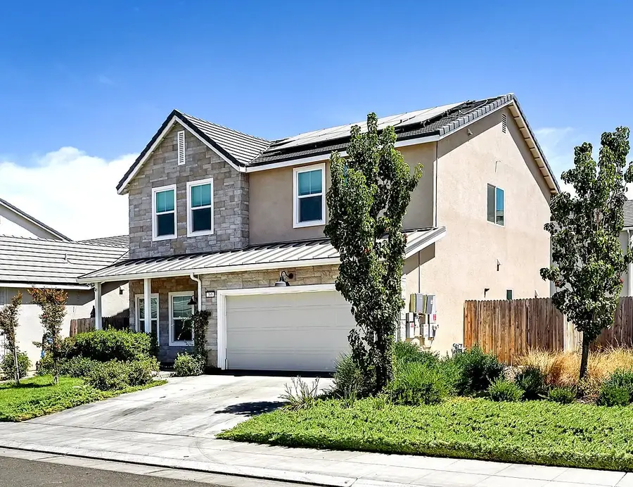 365 Huntington Avenue S, Madera, CA 93636 - #3