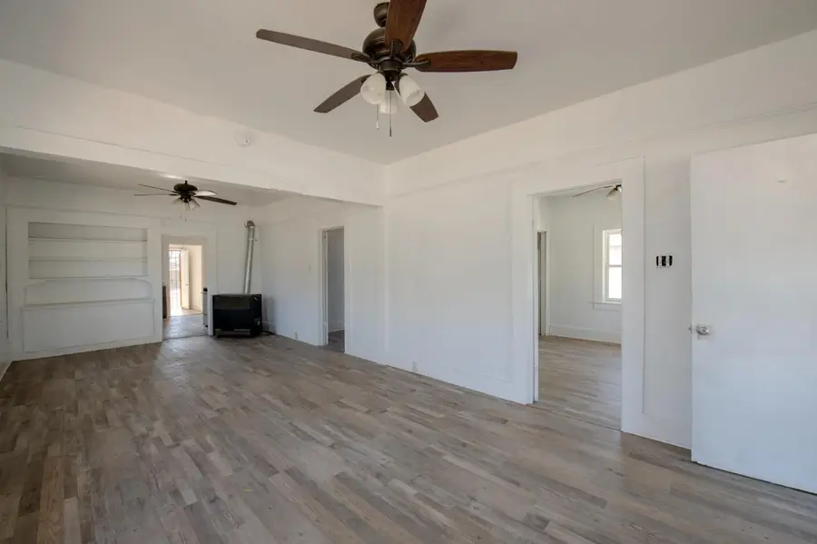 1107 O Street, Sanger, CA 93657 - #3