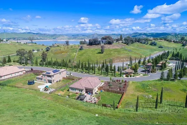 19020 Via Bellagio, Friant, CA 93626