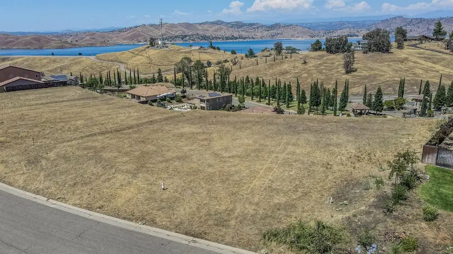 18845 Via Bellagio, Friant, CA 93626 - #3