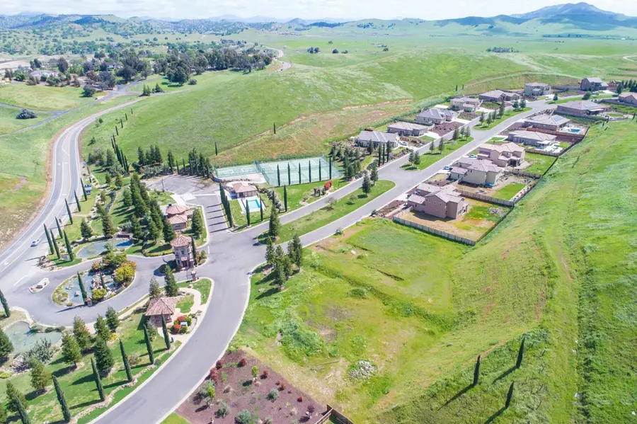 1 Millerton Road, Friant, CA 93626 - #3