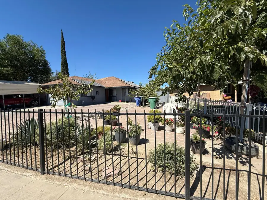273 I Street, Mendota, CA 93640 - #2