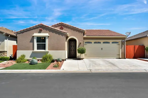 2153 Lombard Lane, Clovis, CA 93619
