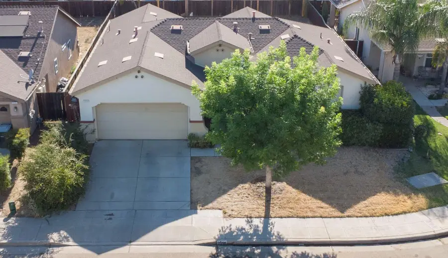 2358 S Rachel Avenue, Fresno, CA 93725 - #3