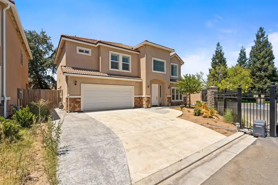 4473 W Langden Drive, Fresno, CA 93722 - #2