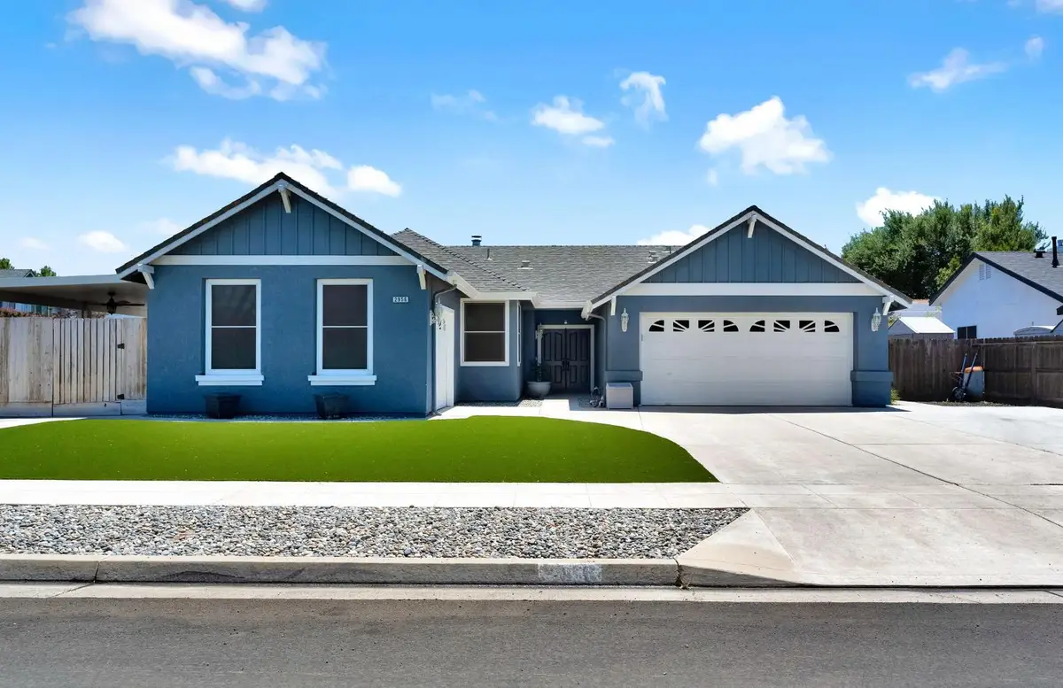 2956 Griffith Avenue, Clovis, CA 93611 - #1