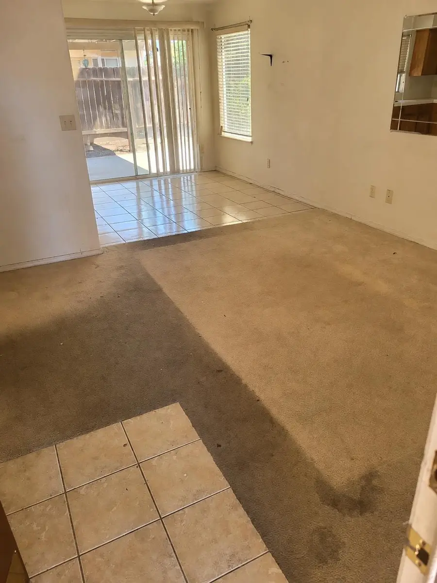 5694 N Connie Avenue, Fresno, CA 93722 - #3