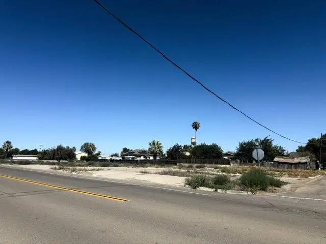 5700 Williams Avenue, Tranquillity, CA 93668 - #2