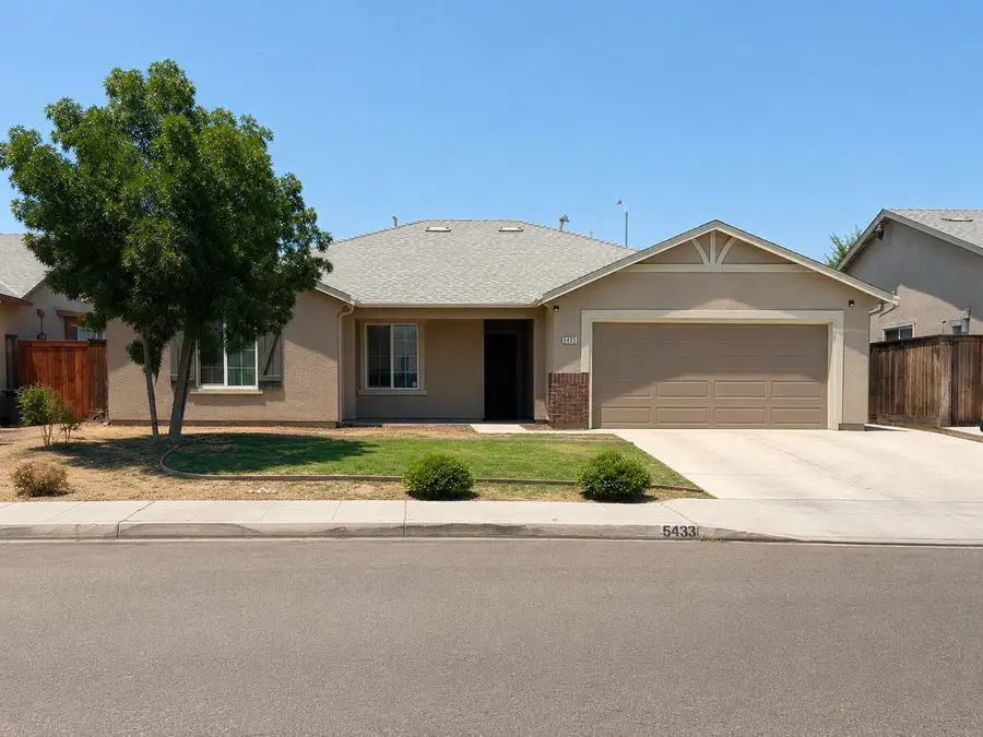 5433 E Eugenia Avenue, Fresno, CA 93727 - #2
