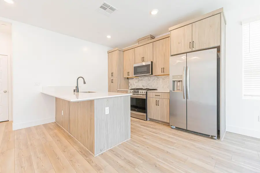 480 Balsam, Clovis, CA 93611 - #2