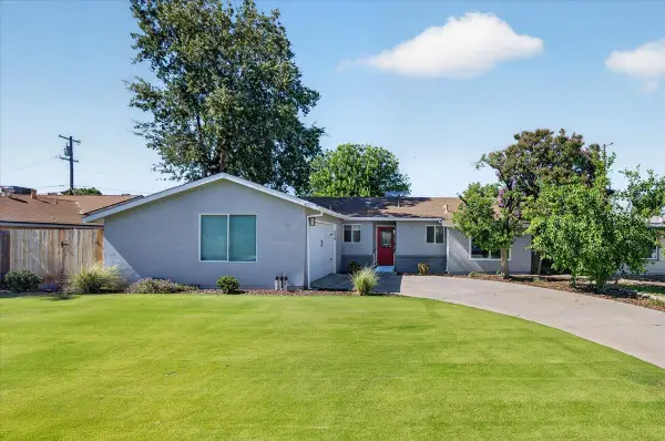 519 San Jose Avenue, Clovis, CA 93612