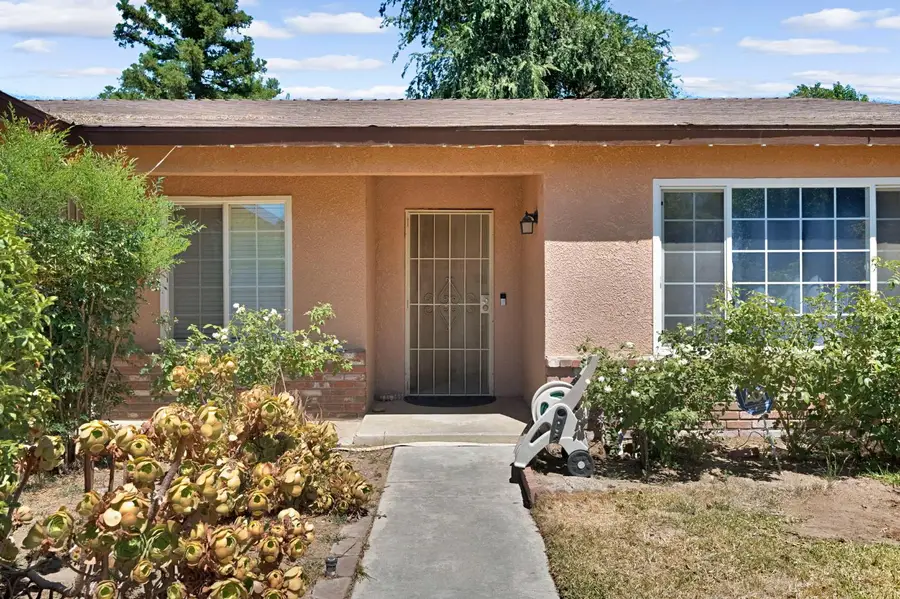 4152 N Barcus Avenue, Fresno, CA 93722 - #3