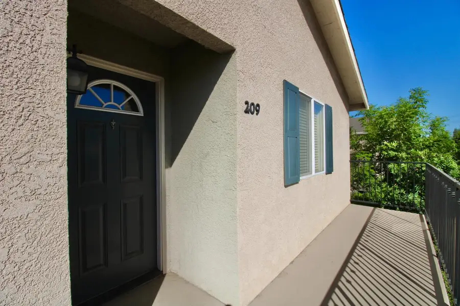 3739 W Bullard Avenue #209, Fresno, CA 93711 - #2