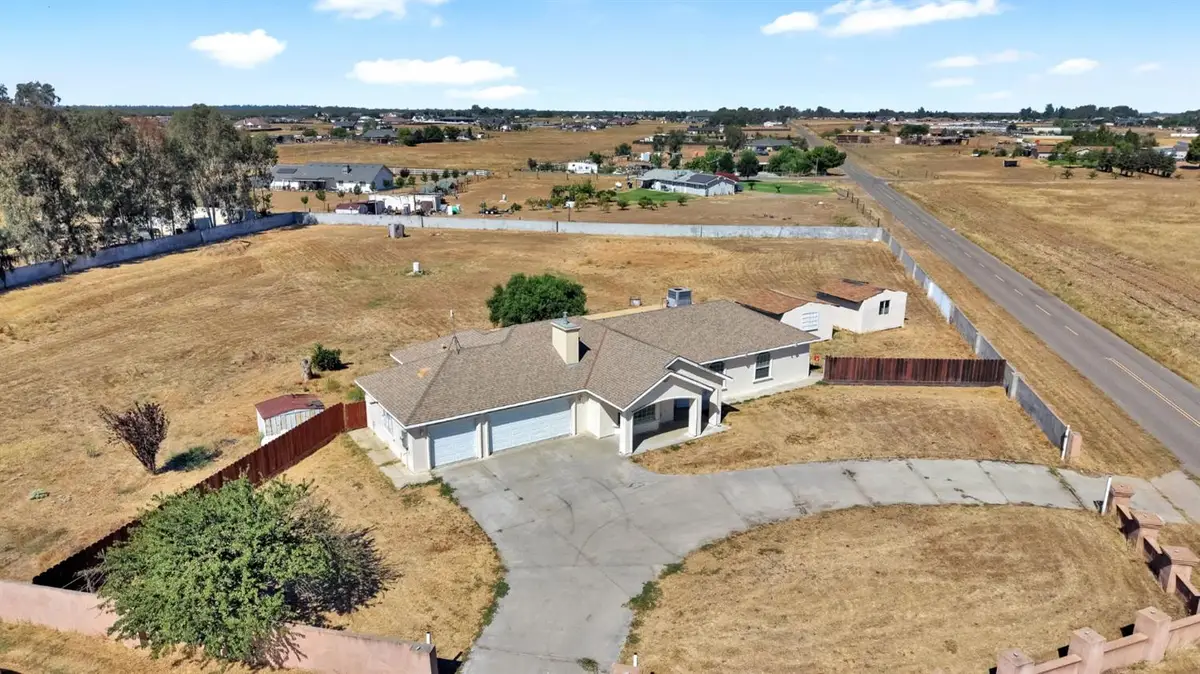 21466 Forest Glen Road, Madera, CA 93638 - #1