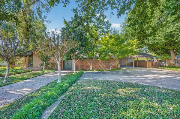 6687 N Woodson Avenue, Fresno, CA 93711