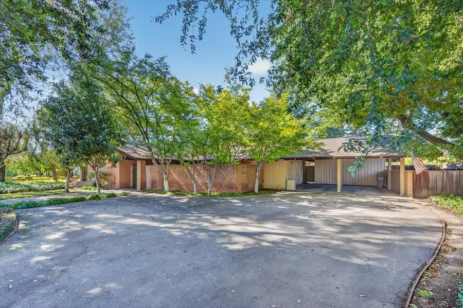 6687 N Woodson Avenue, Fresno, CA 93711 - #2