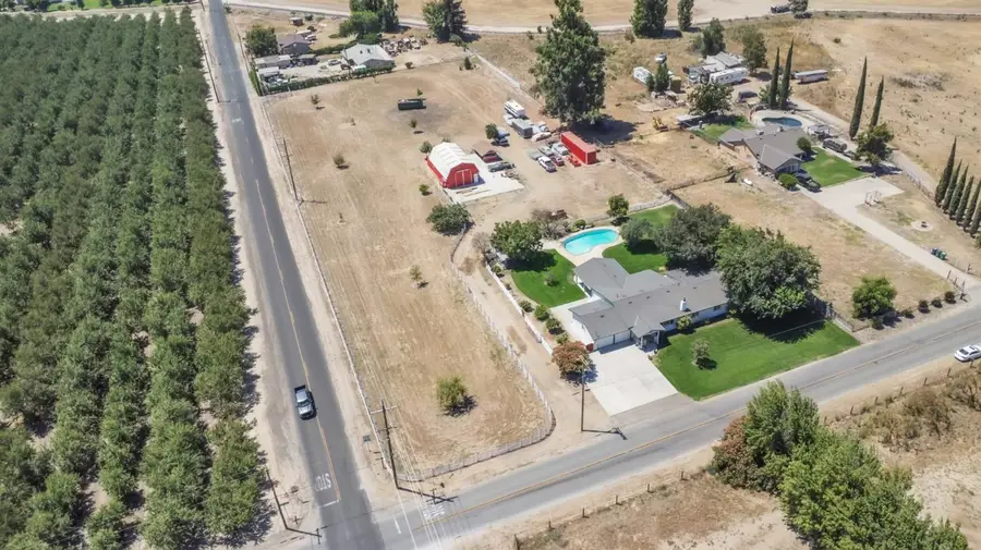 8043 Sunset Drive, Atwater, CA 95301 - #2