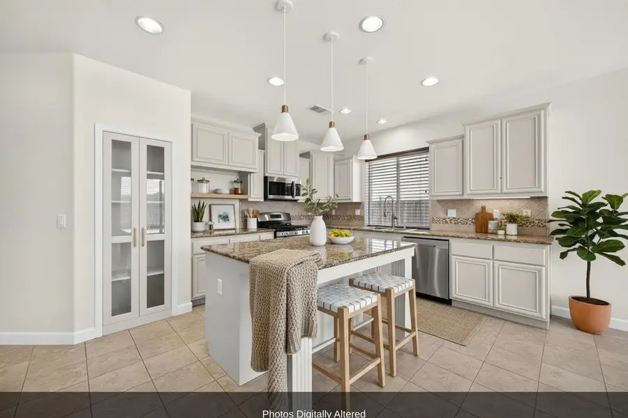 7444 E Dayton Avenue, Fresno, CA 93737 - #3