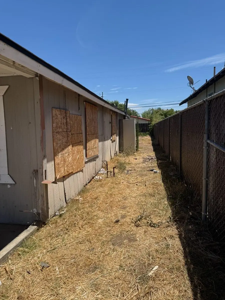 1019 S Cedar Avenue, Fresno, CA 93702 - #3
