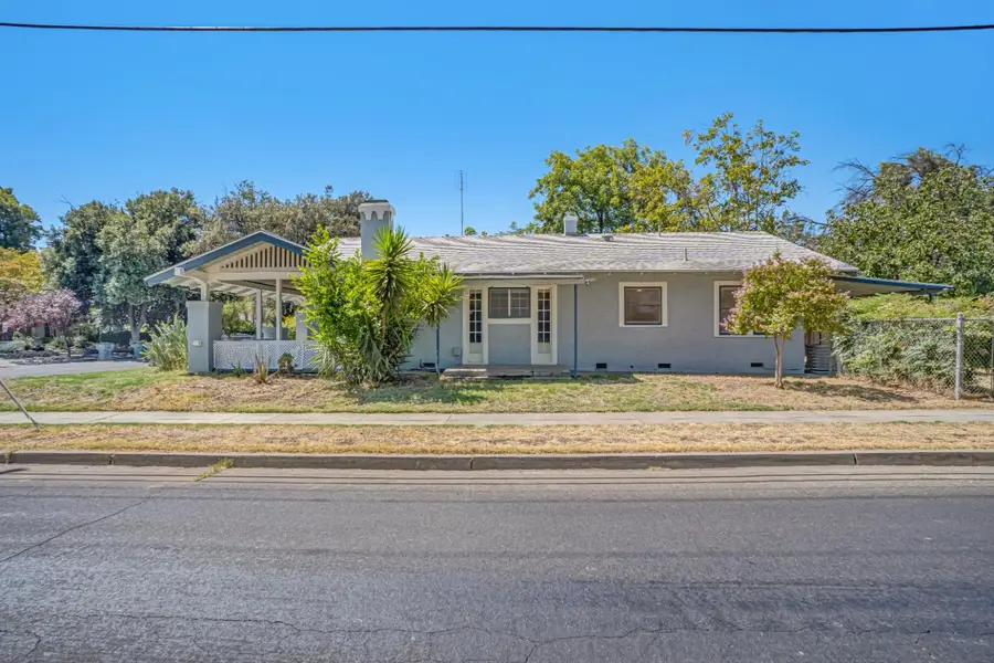1295 N Glenn Avenue, Fresno, CA 93728 - #3