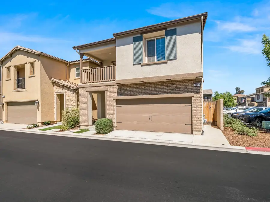 2569 Mustang Drive, Clovis, CA 93612 - #2