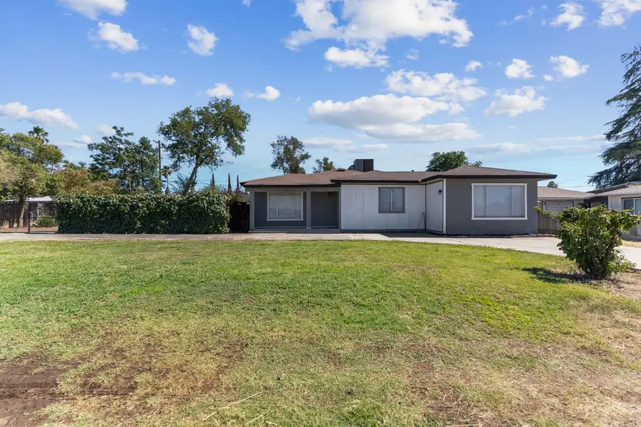 4683 W Hedges Avenue, Fresno, CA 93722 - #2
