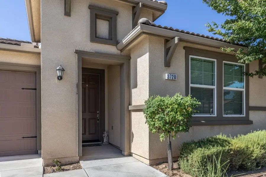 3720 Griffith Avenue, Clovis, CA 93619 - #3