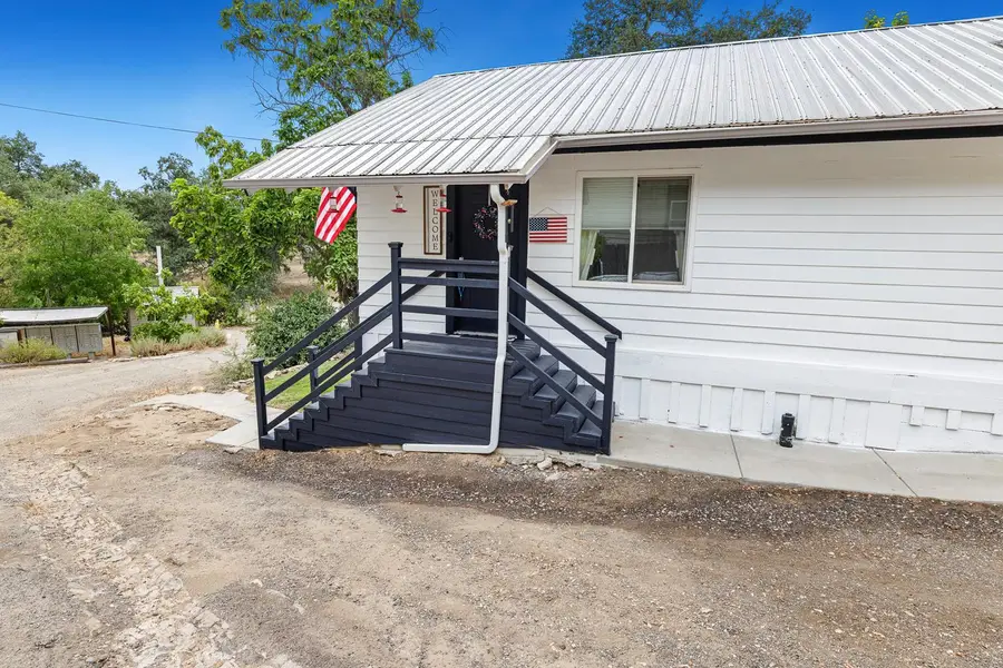 34633 Robles Road, Auberry, CA 93602 - #3