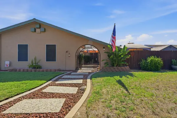 896 N Mahaleb Street, Tulare, CA 93274