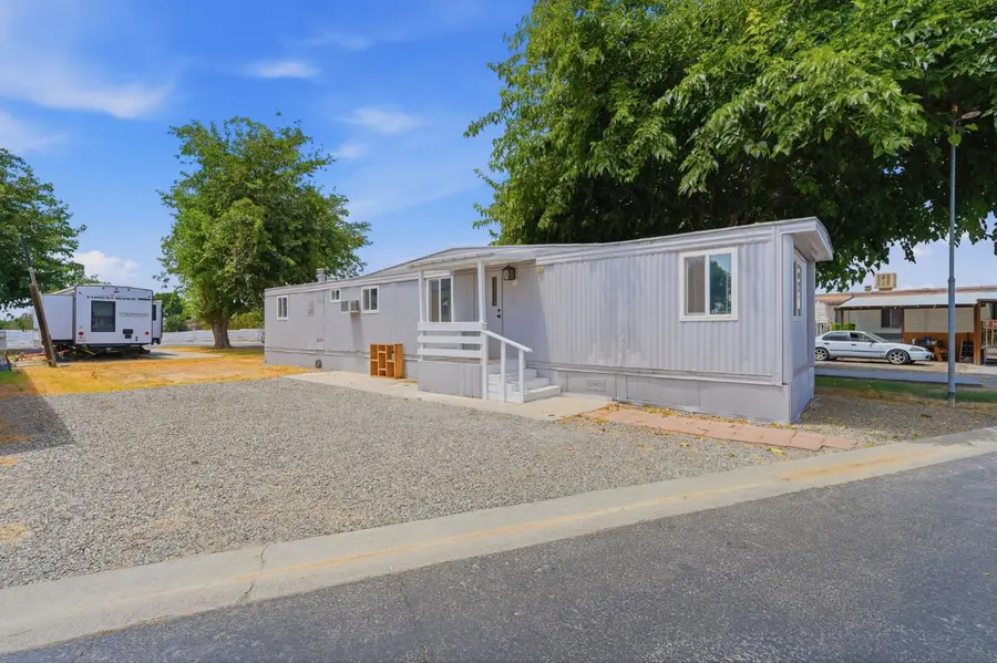 12846 Lacey Boulevard #15, Hanford, CA 93230 - #3