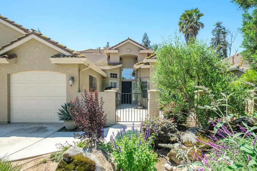 5431 W Bedford Avenue, Fresno, CA 93722 - #3