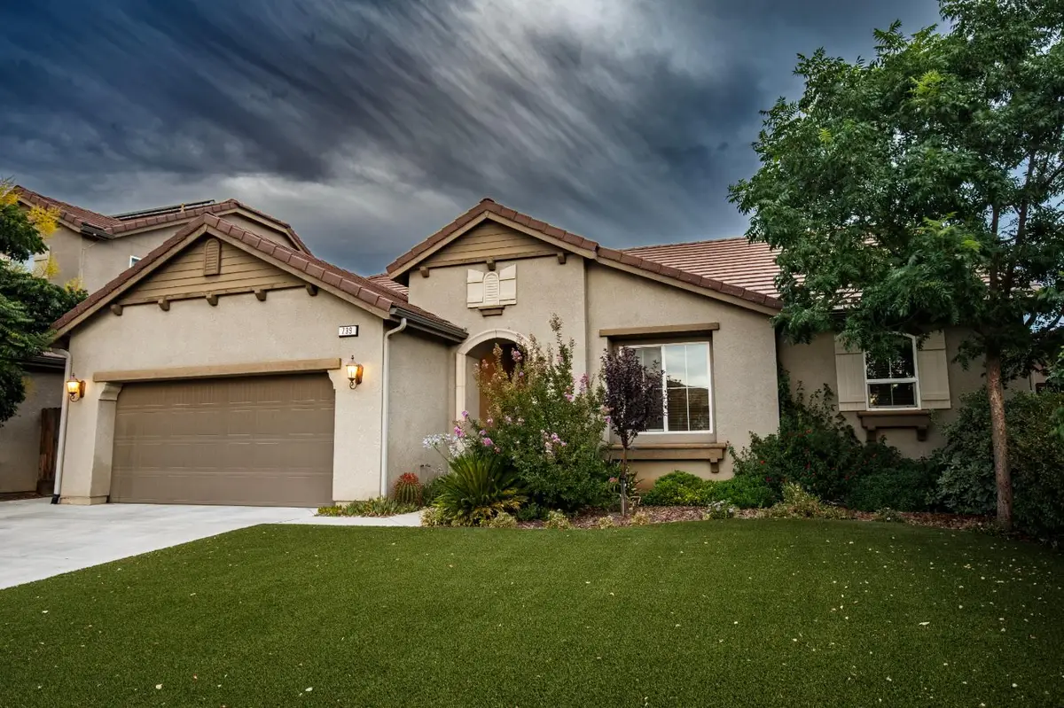 739 Hermosa Avenue, Clovis, CA 93619 - #1