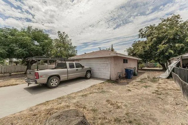 1602 S 5th Street, Fresno, CA 93702 - #3