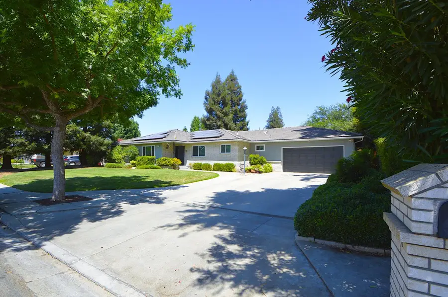 1678 W Tenaya Way, Fresno, CA 93711 - #3