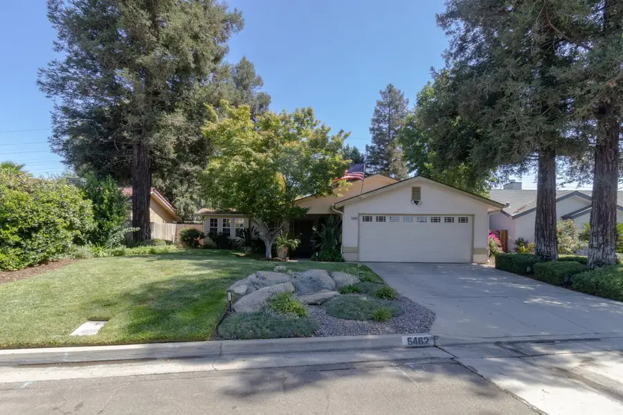 5462 W Sample Avenue, Fresno, CA 93722 - #2