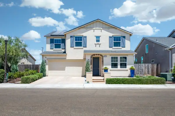 3853 Morris Avenue, Clovis, CA 93619