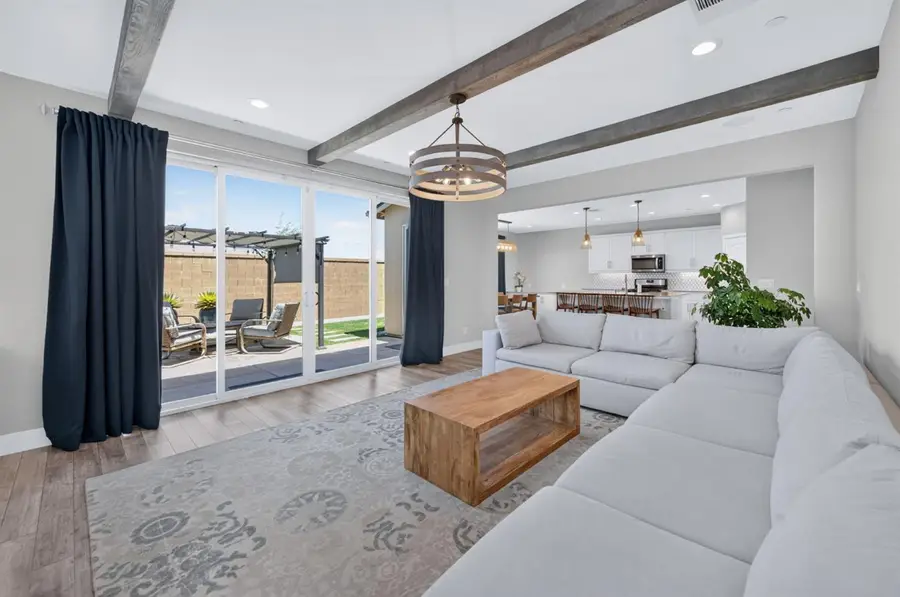 3853 Morris Avenue, Clovis, CA 93619 - #2