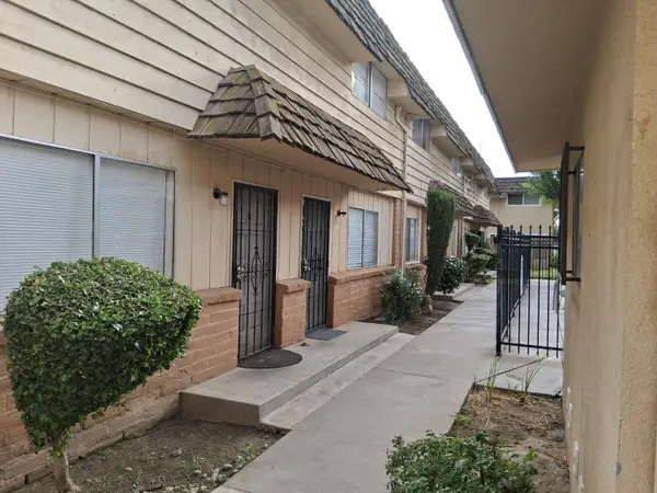 4136 N Thesta Street #9, Fresno, CA 93726