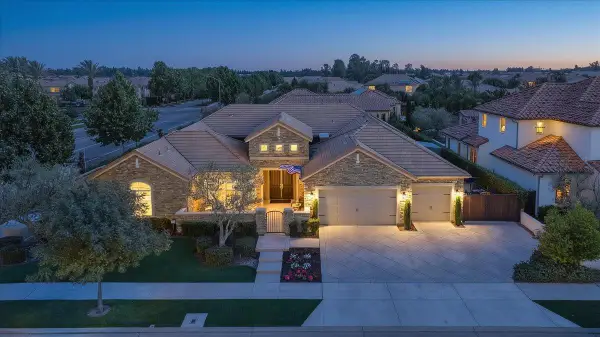 3396 Trenton Avenue, Clovis, CA 93619