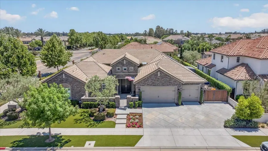3396 Trenton Avenue, Clovis, CA 93619 - #2