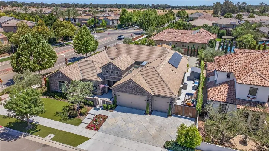 3396 Trenton Avenue, Clovis, CA 93619 - #3